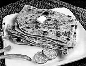 Chicken Mughlai Paratha