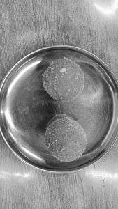 Churma Laddoo (2 Pcs)