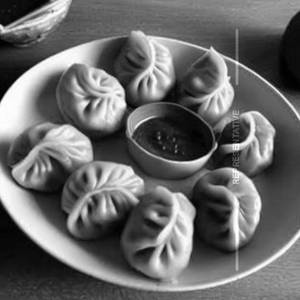 Veg Mincey Momo (10 Pcs)