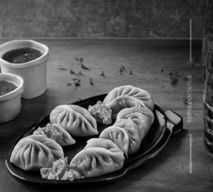 Chicken cheese momo