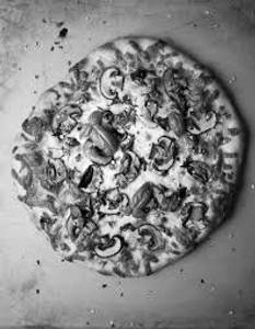 Butter Garlic Mushroom Pizza