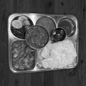Deluxe Fish Pakhala Thali