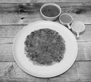 Onion Tomato Uttapam