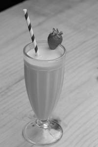 Strawberry Shake 300 Ml