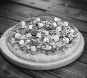 Paneer mix pizza