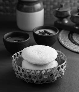 Thatte Idli [2]