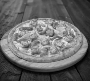 Deluxe veggie pizza