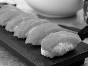 Tuna Nigiri (6 Pcs)