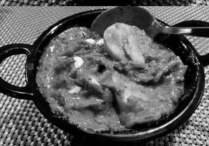 Egg Kadai With With Two Butter Nan 