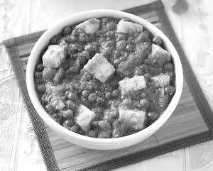 Matar Paneer