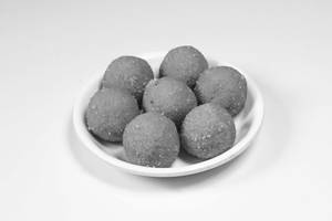 Desi Ghee Besan Laddu