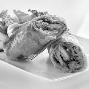 Tawa Chicken Roll