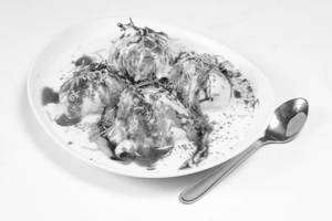 Dahi Vada Plate
