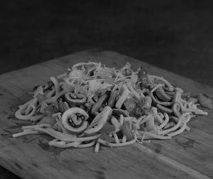 Mushroom Spaghetti Aglio E Olio ( Spicy )