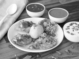 Dahi Bhalla Padi Chat