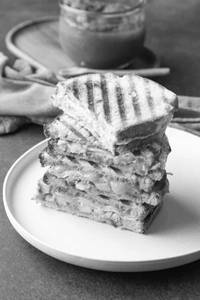 Mini veg sandwich