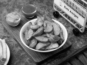 Peri Peri Potato Wedges