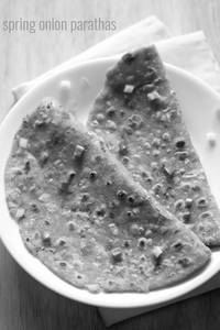 Muli Spring Onion Paratha