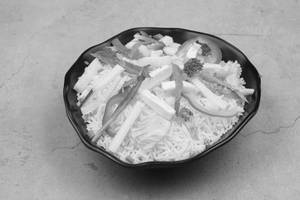 Indo Chinese Paneer Rice (quarter 350 Ml).
