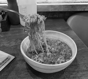 Vegetable Schezwan Maggi 
