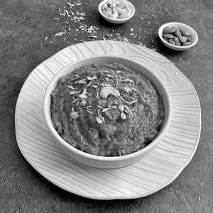 Desi Ghee Gajar Ka Halwa