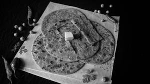 Green Peas Capsicum Paratha