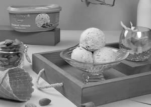 Roasted Almonde Ice Cream (Small Scoop [80 Ml])