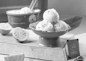 Guava Glory Ice Cream (Small Scoop [80 Ml])