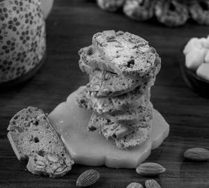 Almond Biscotti Cookie 200 Gm