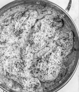 Creamy Chicken Delight [16 Pieces]