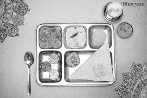 Mini Tiffin