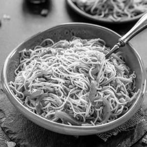 Veg Chilli Garlic Noodles