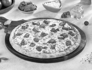 Butter Chicken Pizza
