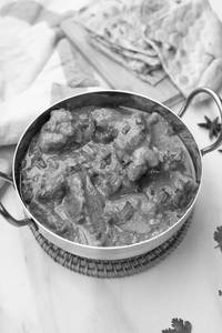 Mughlai Chicken [Half, 8 Pieces]