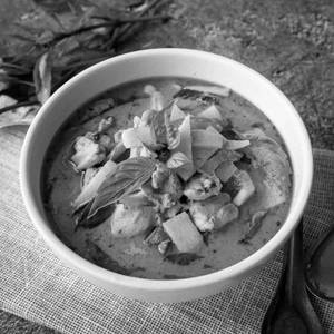 Green thai chicken curry