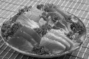 Sashimi Moriawase [ 20 PCS ]