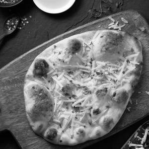 Cheese naan