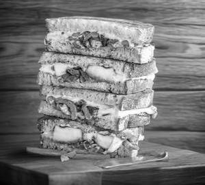 Tandoori Paneer Sandwich