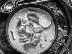 LEMON GRASS CURRY CHICKEN