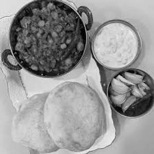 Chole bhature + raita