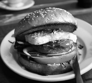 Paneer burger