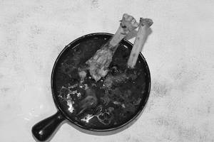 Tawa Kharoda With Mutton Gravy (2 Pc)