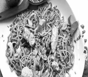 Chicken Burnt Garlic Noodles