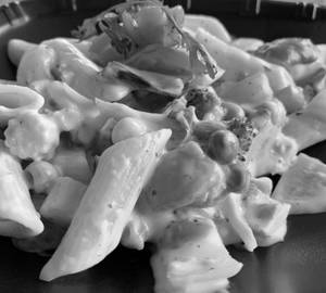 Alfredo Penne Pasta (Chicken)