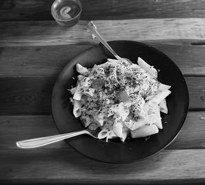 Alfredo Penne Pasta (Veg)