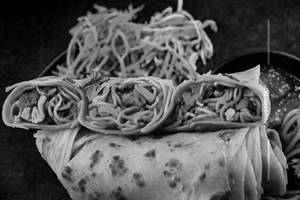 Veg noodle roll
