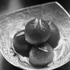Gulab Jamun (5 Pieces)