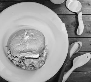 Chicken burger & cheesee