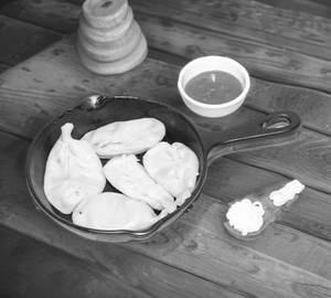 Cheesee chicken momo