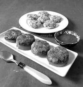 Aloo Adraki Tikki